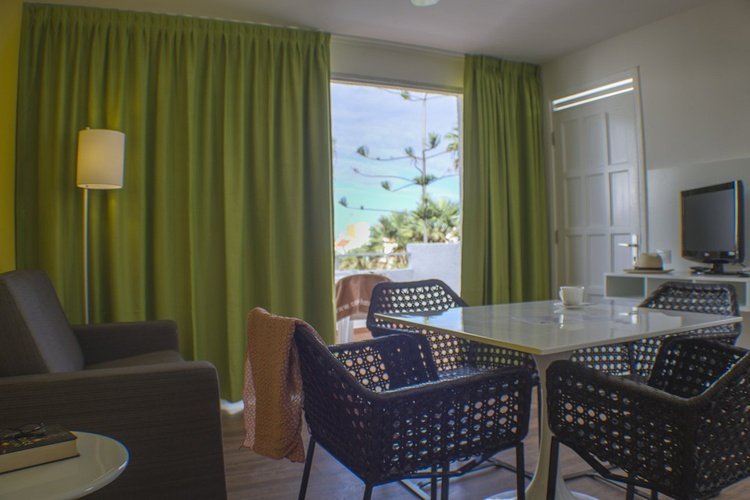Standard apartment coral california hotel playa de las américas Standard apartment coral california hotel playa de las américas