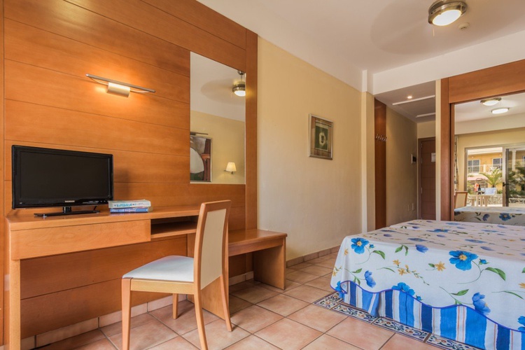 Standard room 3 adults coral cotillo beach hotel el cotillo Standard room 3 adults coral cotillo beach hotel el cotillo