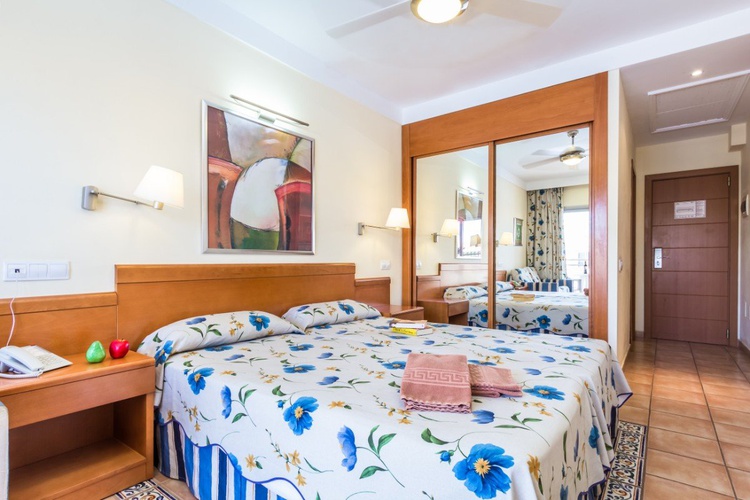 Sea view room 3 adults coral cotillo beach hotel el cotillo Sea view room 3 adults coral cotillo beach hotel el cotillo