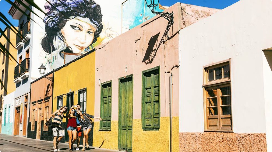 Puerto street art, an outdoor urban art museum Coral Hotels