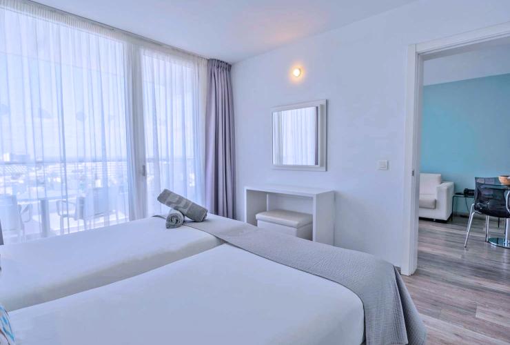 Suite Pool View Coral Ocean View Hotel Costa Adeje Suite Pool View Coral Ocean View Hotel Costa Adeje