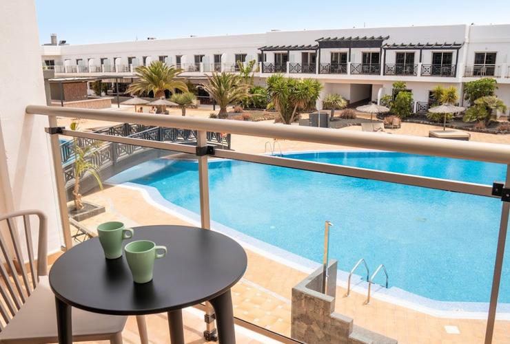 Family Pool View Room Coral Cotillo Beach Hotel El Cotillo Family Pool View Room Coral Cotillo Beach Hotel El Cotillo